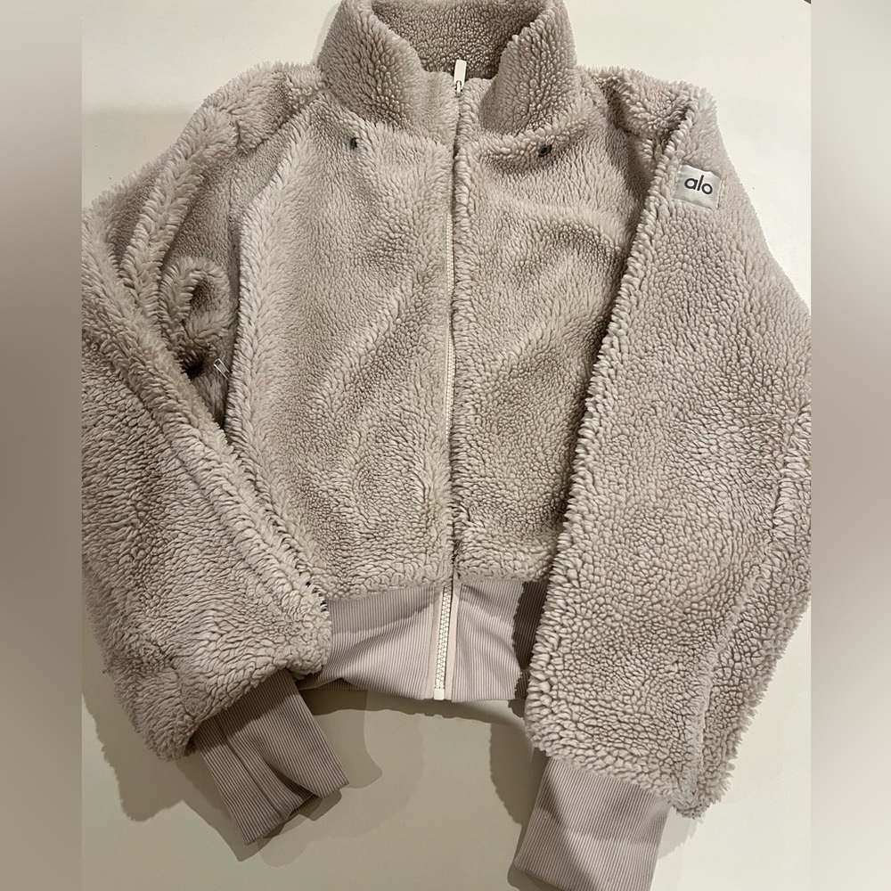 ALO Yoga Sherpa foxy beige xs